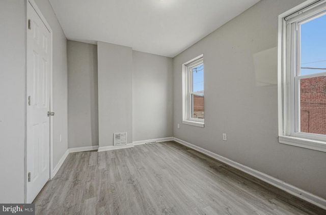 123 DELAMORE PL, Wilmington, DE 19805