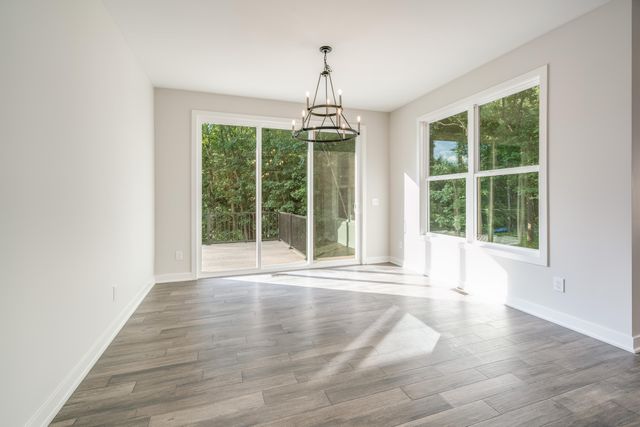 6490 N Shore Cove, Richland, MI 49083