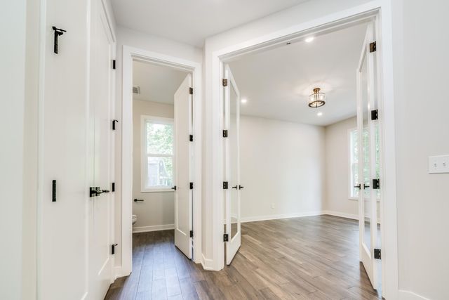 6490 N Shore Cove, Richland, MI 49083