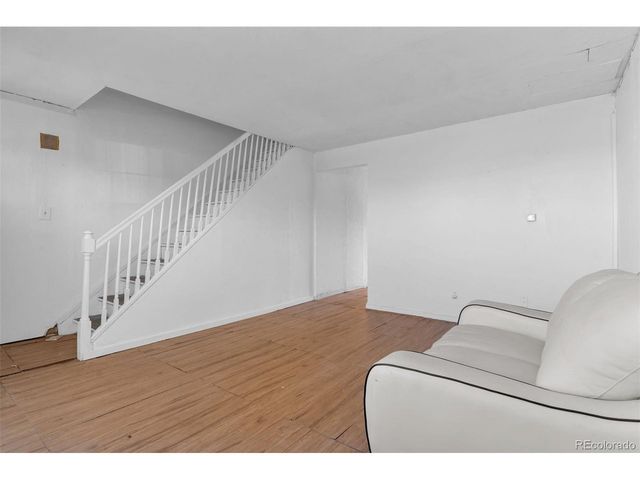 908 S Iola St, Aurora, CO 80012