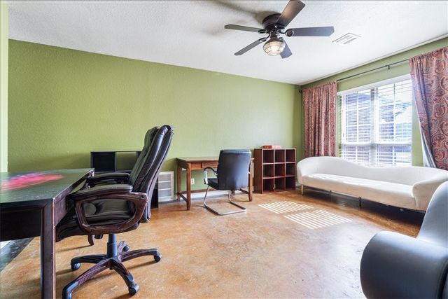 3603 W Hemlock Street, Rogers, AR 72756