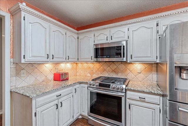 3603 W Hemlock Street, Rogers, AR 72756