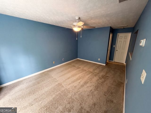 4491 Pineridge Circle, Atlanta, GA 30338