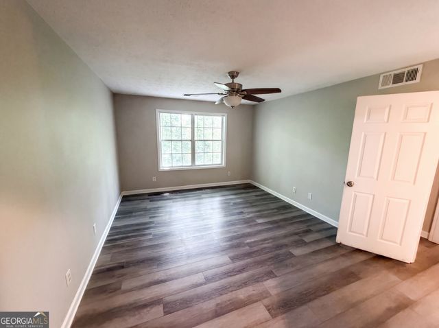 4491 Pineridge Circle, Atlanta, GA 30338