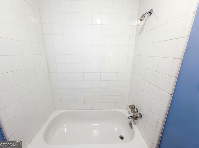 4491 Pineridge Circle, Atlanta, GA 30338