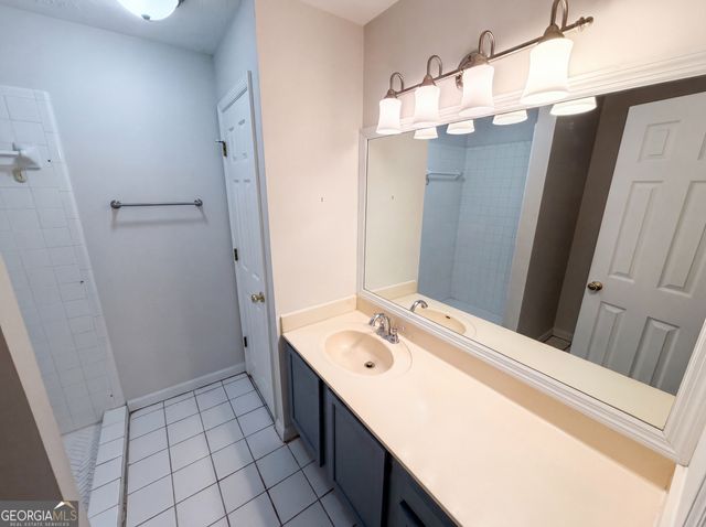 4491 Pineridge Circle, Atlanta, GA 30338