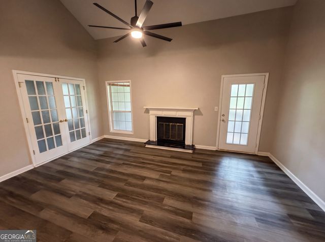 4491 Pineridge Circle, Atlanta, GA 30338