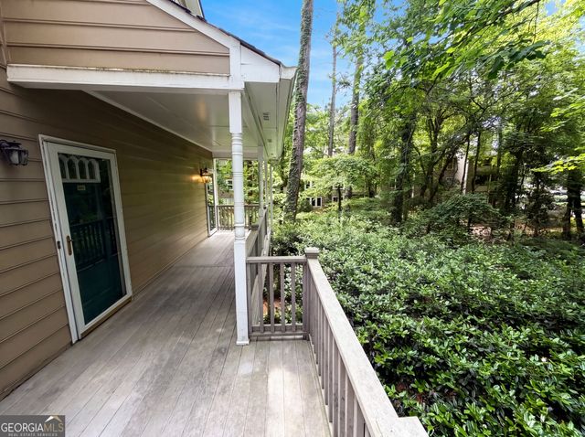 4491 Pineridge Circle, Atlanta, GA 30338