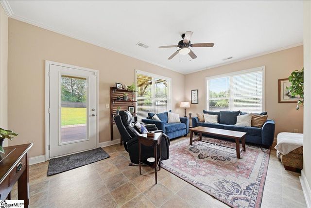 47 Rising Meadow Lane, Taylors, SC 29687