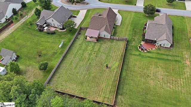 47 Rising Meadow Lane, Taylors, SC 29687