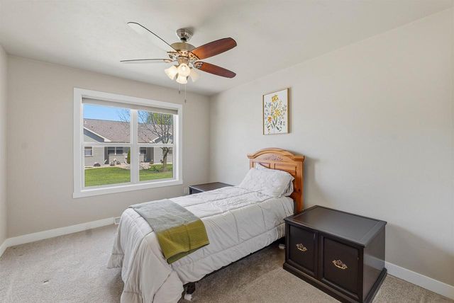 1359 MOONLIGHT LANE, Fond Du Lac, WI 54937