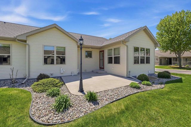 1359 MOONLIGHT LANE, Fond Du Lac, WI 54937
