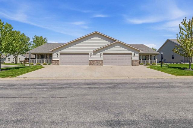 1359 MOONLIGHT LANE, Fond Du Lac, WI 54937