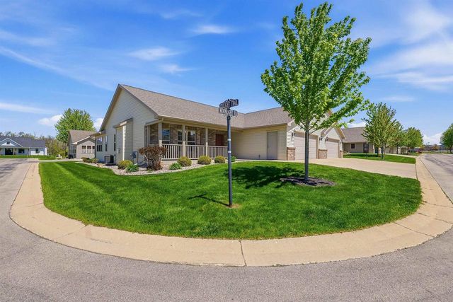 1359 MOONLIGHT LANE, Fond Du Lac, WI 54937