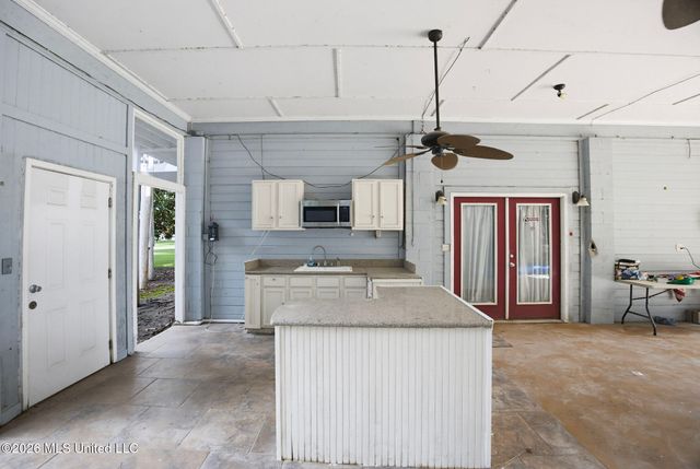 15002 Pontiac Place, Kiln, MS 39556