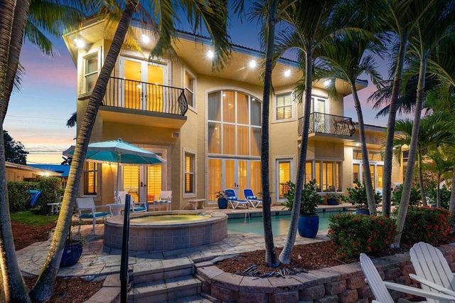 2221 NE 48th Court, Lighthouse Point, FL 33064