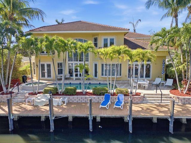 2221 NE 48th Court, Lighthouse Point, FL 33064