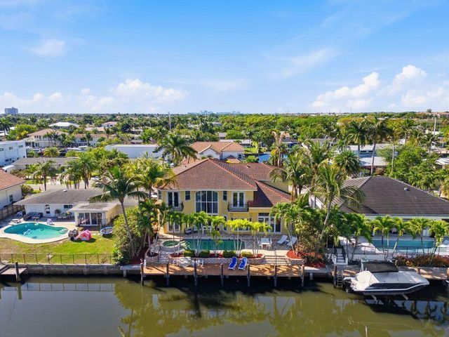 2221 NE 48th Court, Lighthouse Point, FL 33064