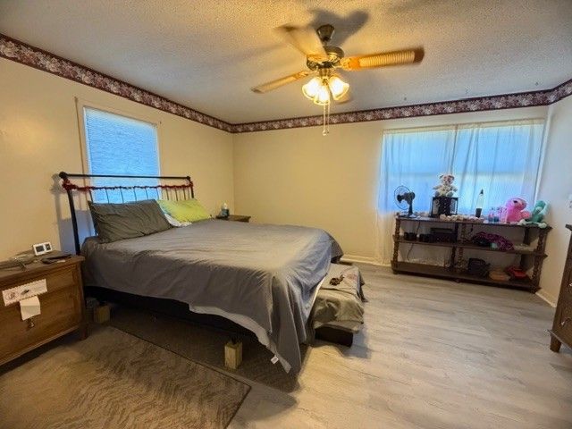 74 Freedom Ln, Winchester, TN 37398