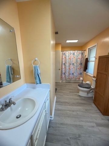 74 Freedom Ln, Winchester, TN 37398