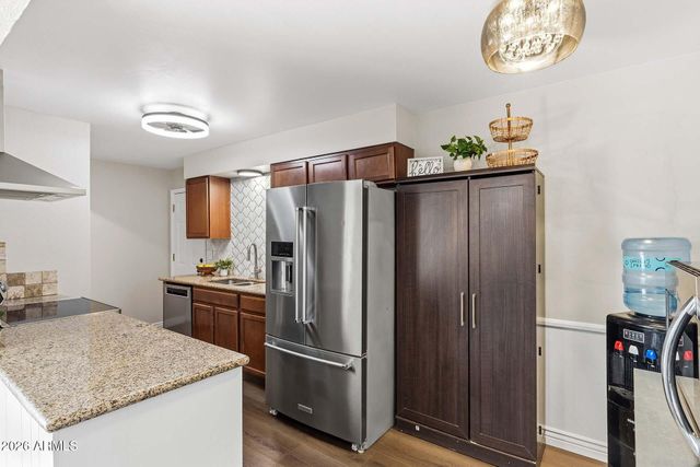 543 E FRANKLIN Avenue, Mesa, AZ 85204