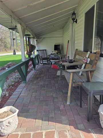 1066 Oberlin Road, Gladwin, MI 48624