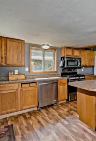 1066 Oberlin Road, Gladwin, MI 48624