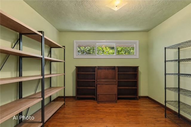 218 N 4th Street, Branson, MO 65616