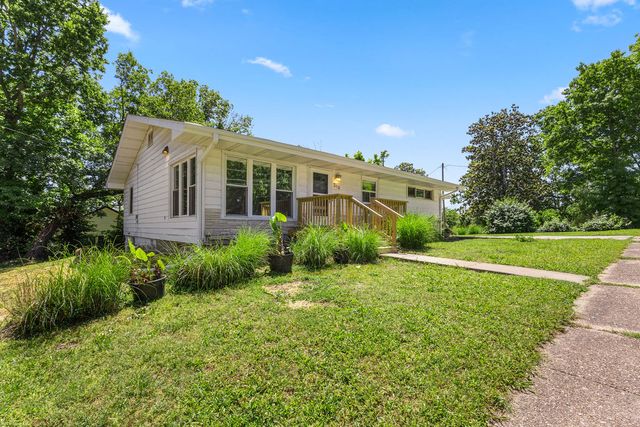 218 N 4th Street, Branson, MO 65616