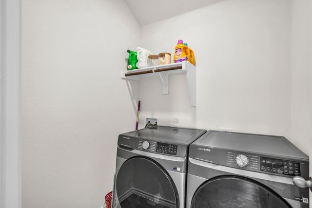 612 Daybreak Lane, Lavon, TX 75166