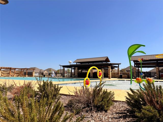 612 Daybreak Lane, Lavon, TX 75166