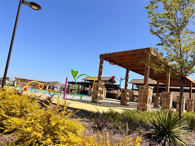 612 Daybreak Lane, Lavon, TX 75166