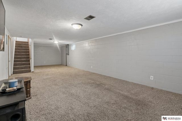 6420 Lexington Avenue, Lincoln, NE 68505