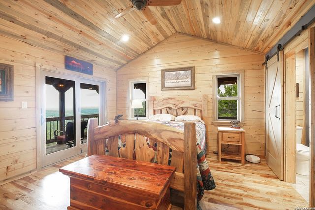 313 Timber Ridge, Pipe Creek, TX 78063