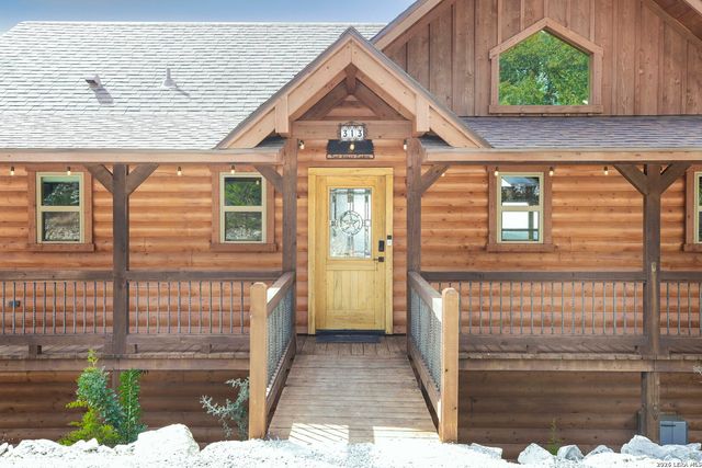 313 Timber Ridge, Pipe Creek, TX 78063