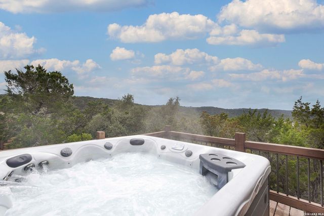 313 Timber Ridge, Pipe Creek, TX 78063