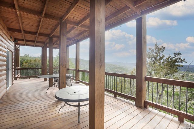 313 Timber Ridge, Pipe Creek, TX 78063