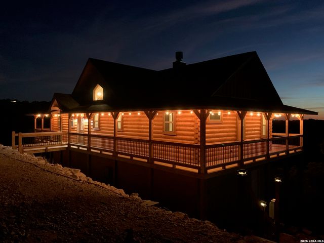 313 Timber Ridge, Pipe Creek, TX 78063