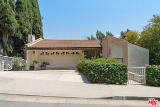 3334 Oak Glen Drive, Los Angeles, CA 90068