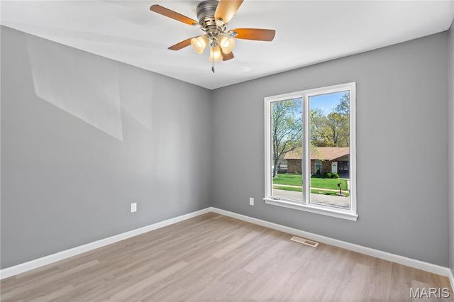 1958 Cathedral Hill Drive, St Louis, MO 63138