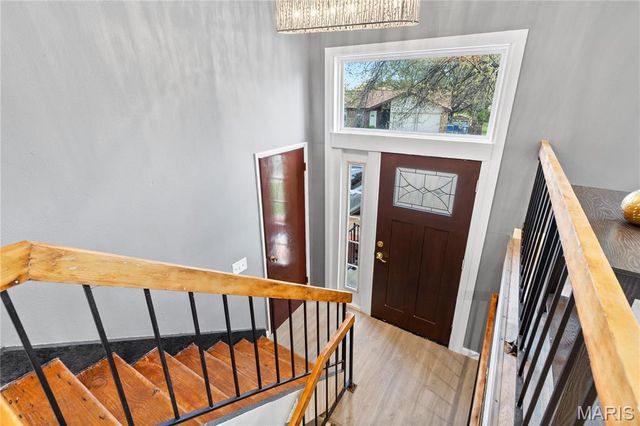 1958 Cathedral Hill Drive, St Louis, MO 63138