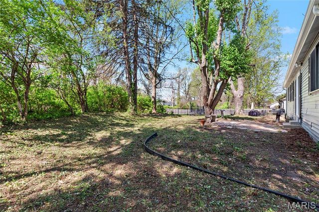 1958 Cathedral Hill Drive, St Louis, MO 63138
