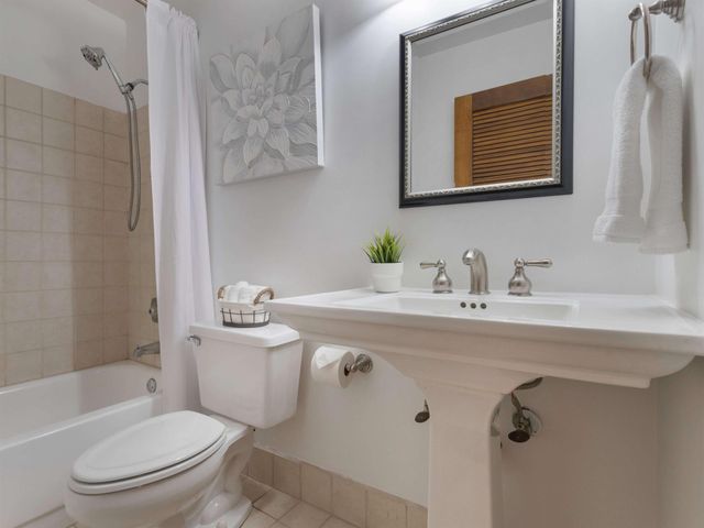 6 S Lakeshore Drive, Hypoluxo, FL 33462