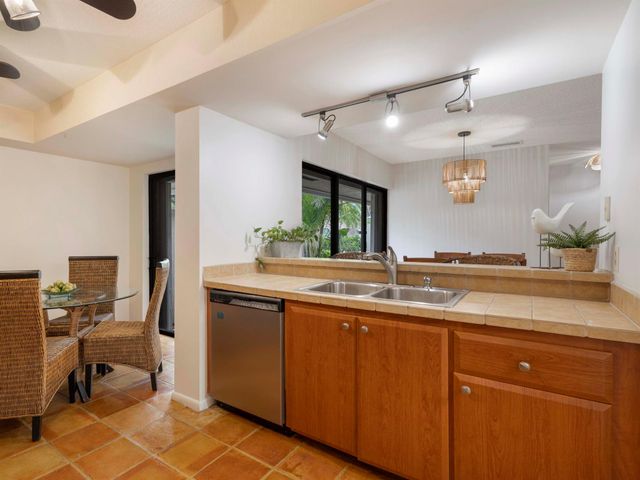 6 S Lakeshore Drive, Hypoluxo, FL 33462