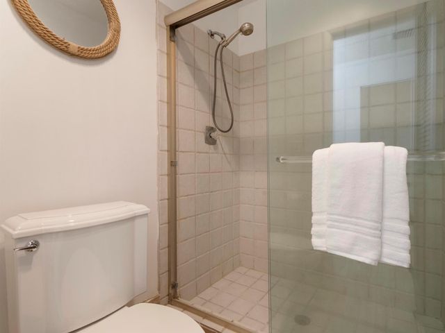 6 S Lakeshore Drive, Hypoluxo, FL 33462