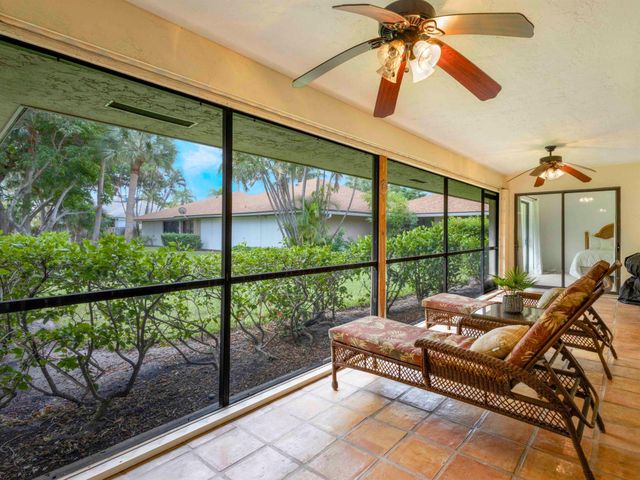 6 S Lakeshore Drive, Hypoluxo, FL 33462