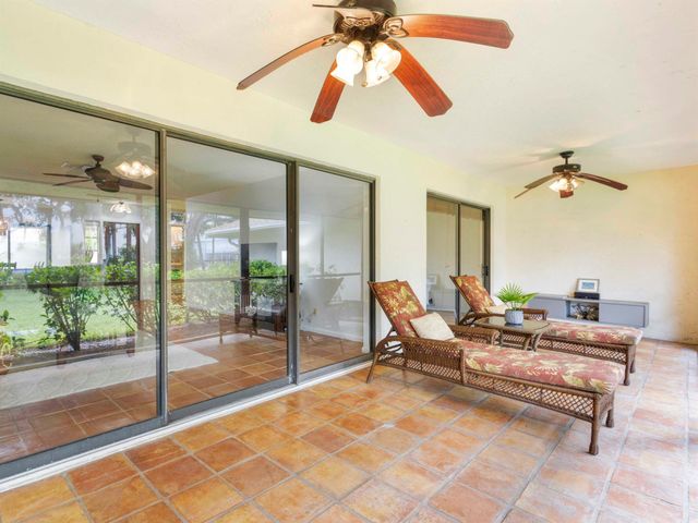 6 S Lakeshore Drive, Hypoluxo, FL 33462