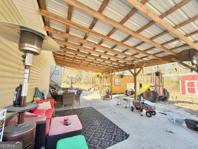 3231 Pear Avenue, Patterson, GA 31557