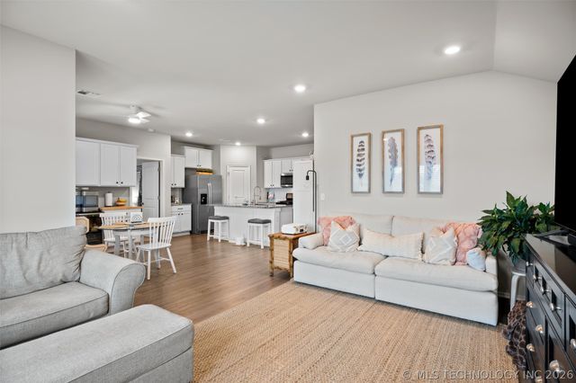 3013 Blake Circle, Bartlesville, OK 74006