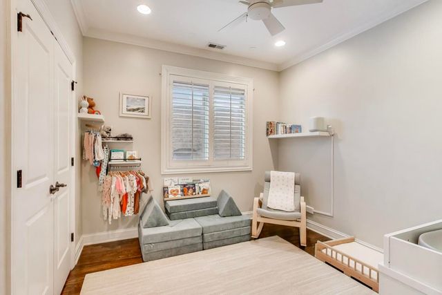 857 N Hermitage Avenue 2, Chicago, IL 60622